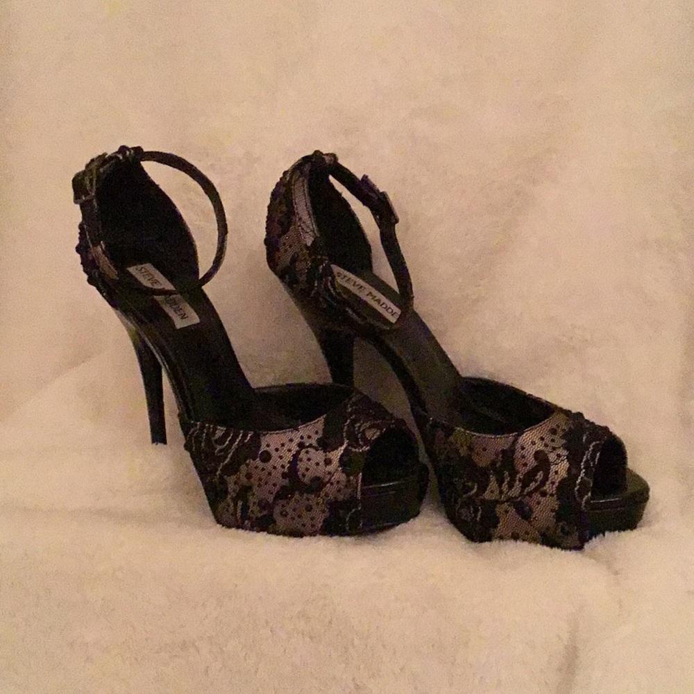 Steve Madden, black high platform heels.